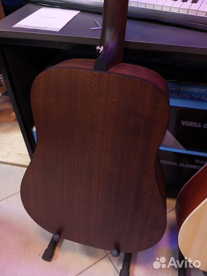 Акустическая гитара массив красного дерева Cort