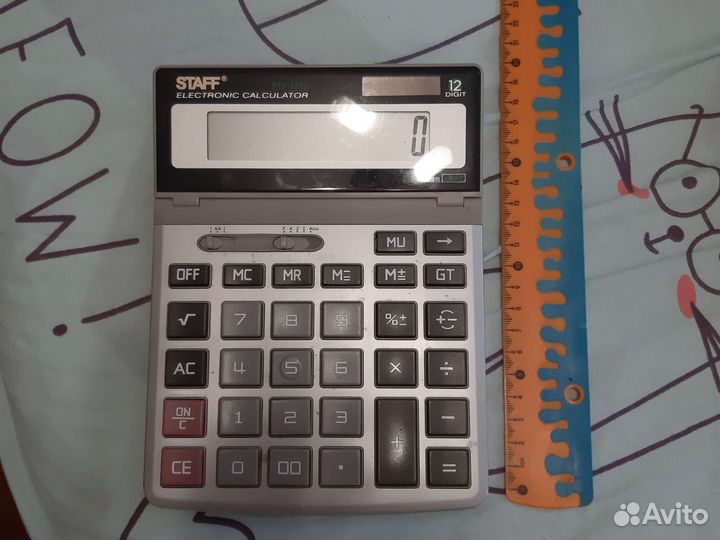 Калькулятор 12 разрядов. Большой размер