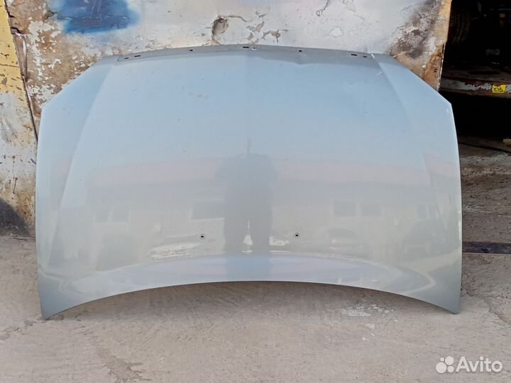 Volkswagen polo капот