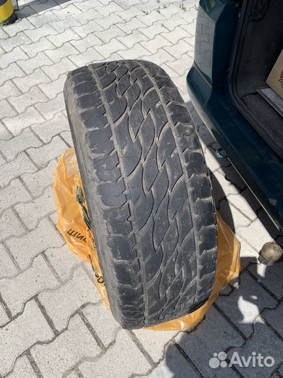 Bridgestone Dueler A/T 265/65 R17