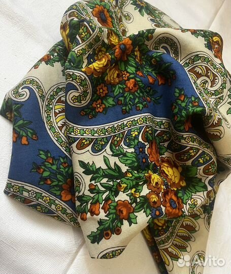 Отрез платочной шерстяной ткани СССР