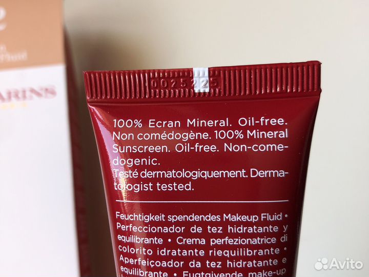 Крем тональный BB с эффектом детокса clarins