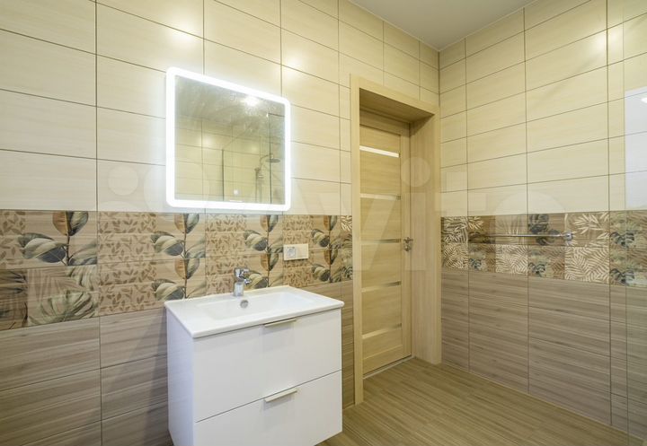 Коттедж 191 м² на участке 10 сот.