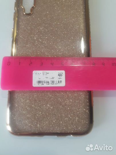 Чехлы на телефон