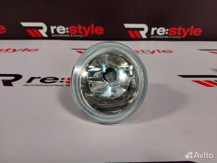 Туманка Toyota Voxy R60 2004-2007г