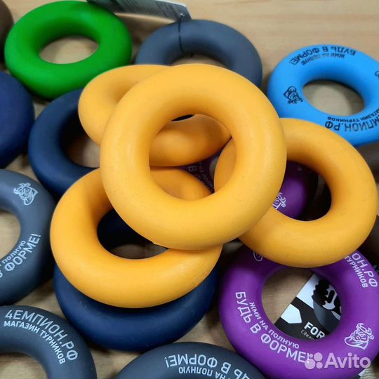 Эспандер кистевой жёлтый нагрузка 40 кг новый