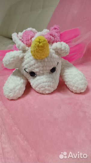 Вязаная игрушка единорог