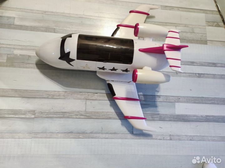Самолет для кукол