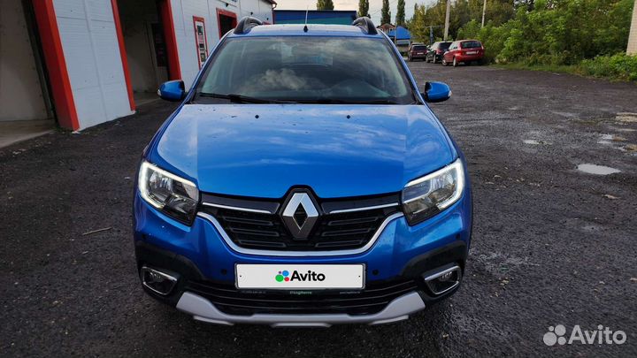 Renault Sandero Stepway 1.6 AT, 2021, 18 100 км