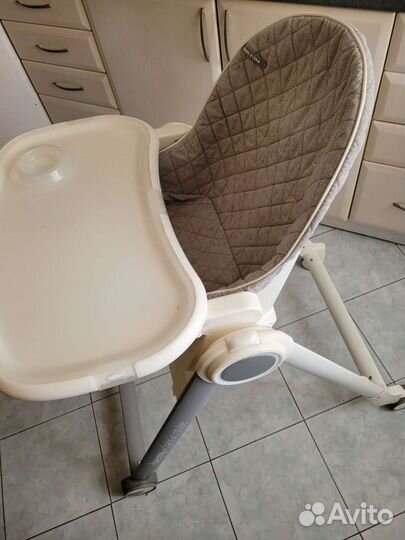 Стульчик для кормления happy baby