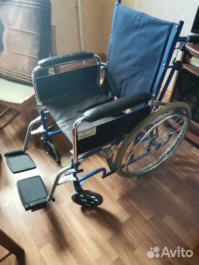 Инвалидная коляска