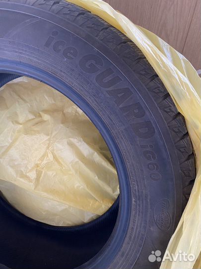 Yokohama Ice Guard IG60 215/60 R17