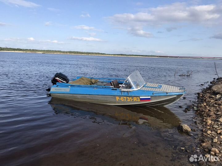 Казанка 5м4 с мотором Меркурий 60