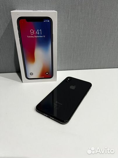 iPhone X, 64 ГБ