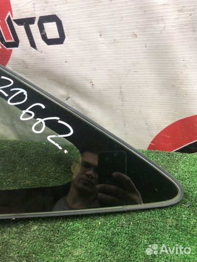 Форточка кузова правая Honda Shuttle GK8 L15B 2016