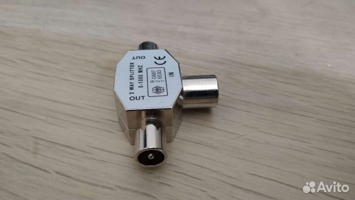 Переходник для кабеля (антенны) тв и интернет