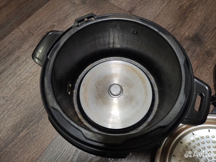 Мультиварка Scarlett SC-MC410P02
