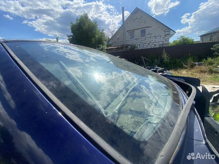 Заднее стекло BMW E39