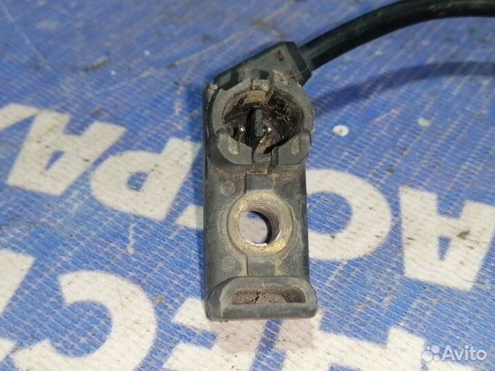 Датчик износа колодок Mercedes-Benz W211 универсал