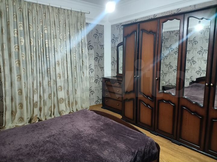 2-к. квартира, 90 м², 7/10 эт.