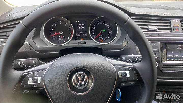Volkswagen Tiguan 1.4 AMT, 2017, 195 000 км