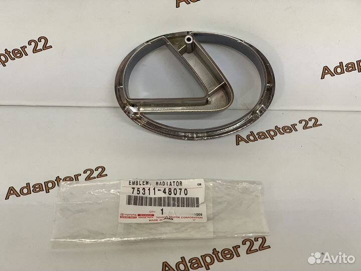 Эмблема в решетку lexus RX330/350 03-08. Оригинал