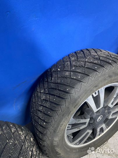 Goodyear UltraGrip Ice Arctic SUV 265/60 R18 114T