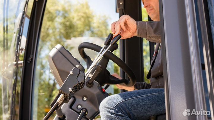 Автогрейдер UMG АГ 140, 2023