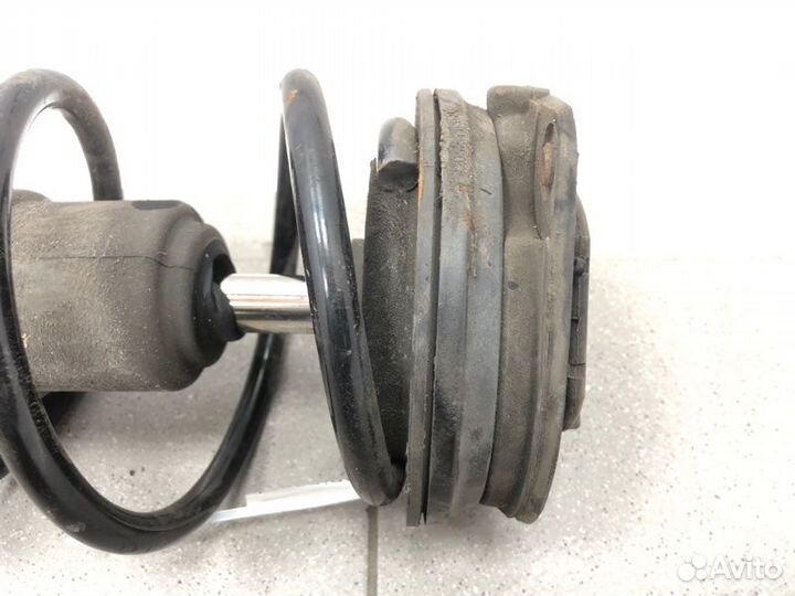 Амортизатор передний левый Nissan Note хэтчбек 5