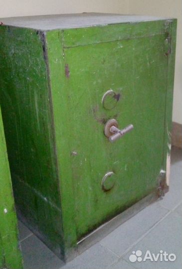 Сейф б/у