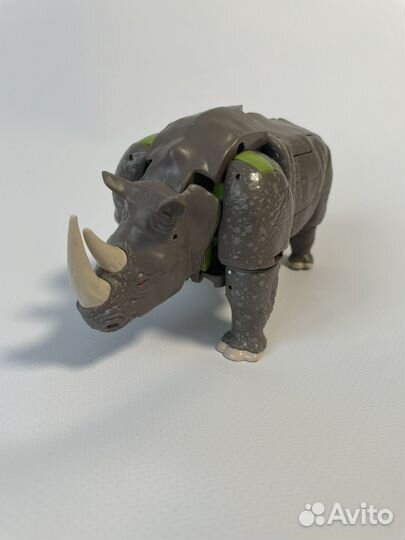 Трансформер Rhinox Beast Wars Kingdom