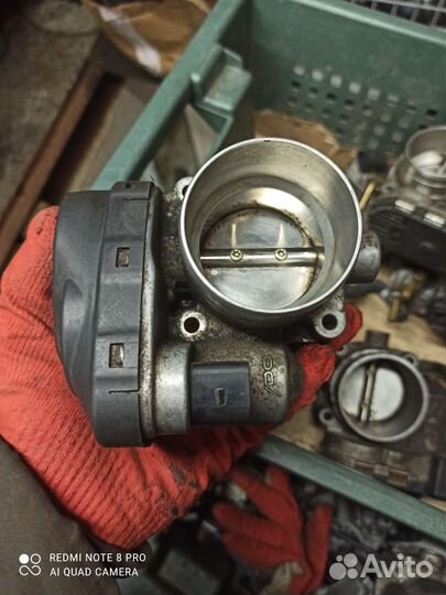 Бора Гольф 4 1.6i 16v Дросель VDO 036 133 062A