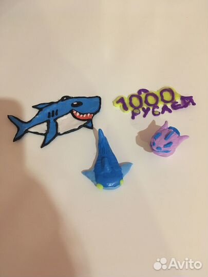 Брелки и фигурки, нарисованы 3д ручкой