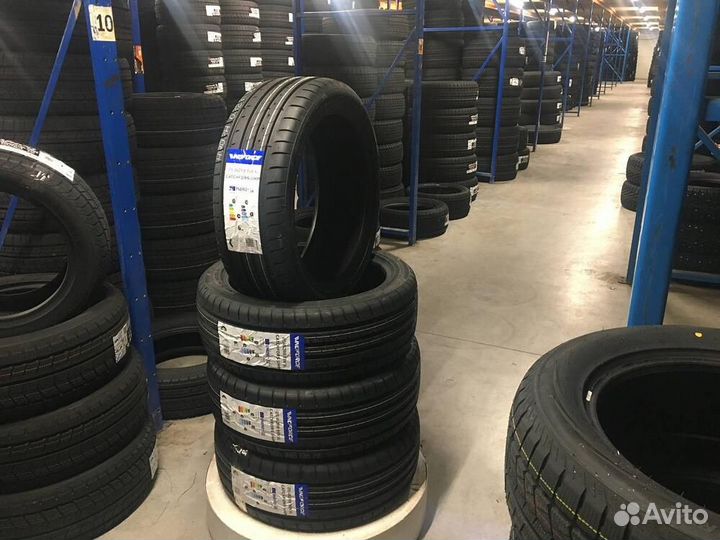 Windforce Catchfors UHP 215/45 R18 93W