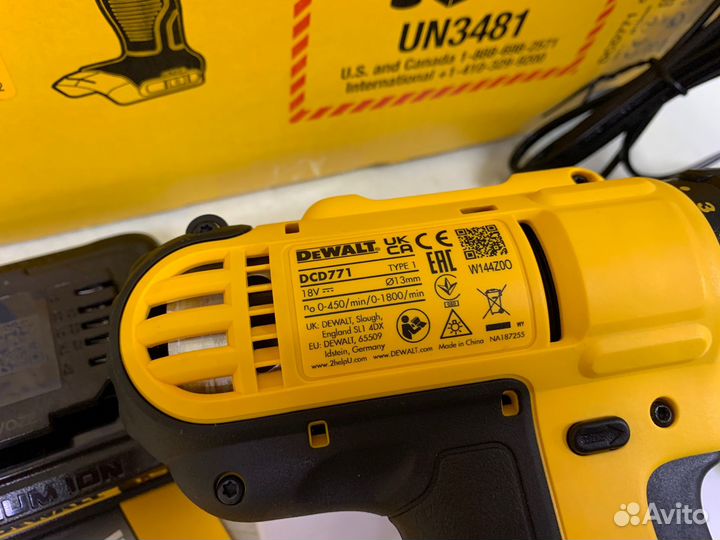 Шуруповерт dewalt DCD771S2 18В 2акб (1.5ач) + зу