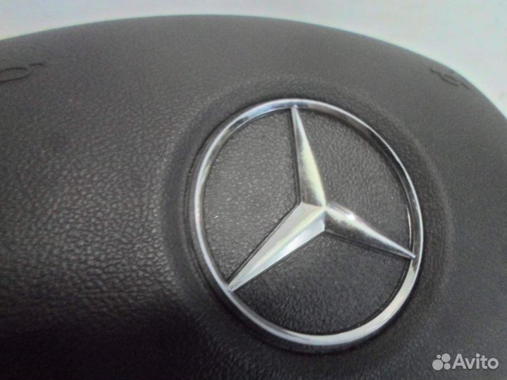 Подушка безопасности в рулевое колесо Mercedes-Ben