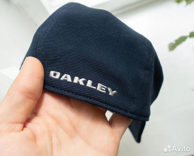 Oakley S-M кепка