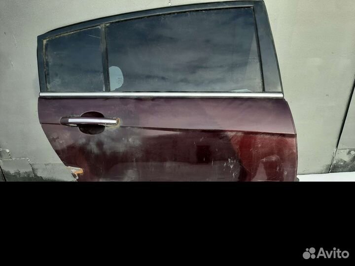 Задняя правая дверь Geely Emgrand EC7 хэтчбек