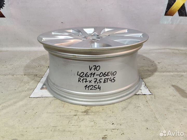 Тойота Камри V70 2018- Диск литой 4261106E40 11254