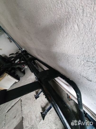 Багажник на крышу Nissan Safari