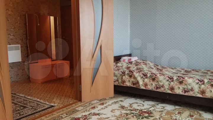 2-к. квартира, 59 м², 1/3 эт.