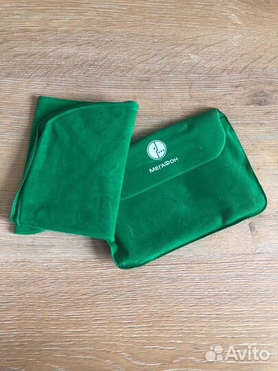 Подушка в самолет надувная в чехле