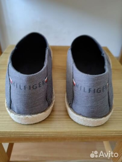 Tommy hilfiger кеды мужские 41- 42