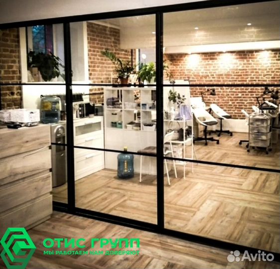 Стеклянные двери / Стеклянные перегородки