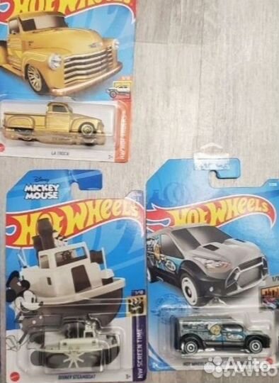 Машинки Hot Wheels