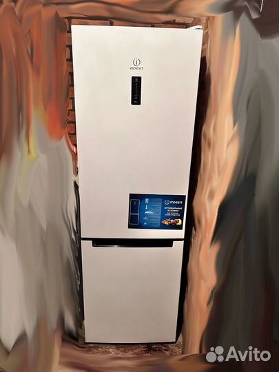 Холодильник Indesit ITS 5200 W