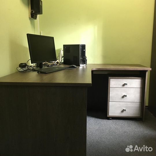 Офисная мебель бу