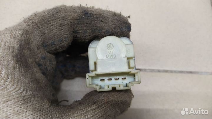 Датчик включения стопсигнала A6 C6,4F 2005-2011