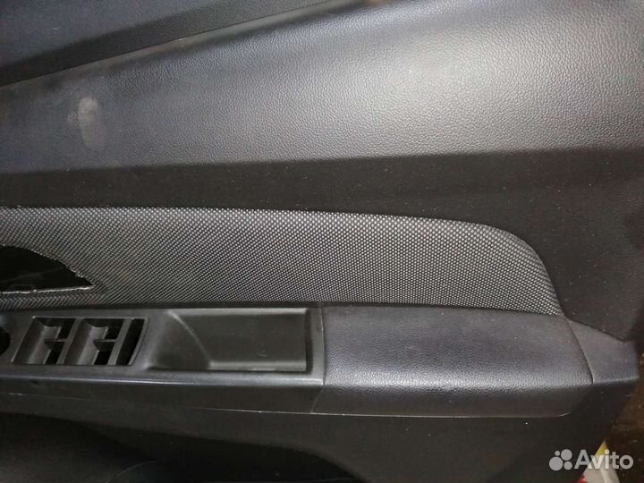 Карта двери обшивка Chevrolet Cruze