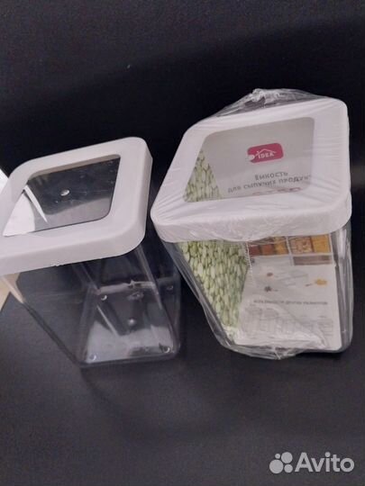 Контейнер для сыпучих продуктов